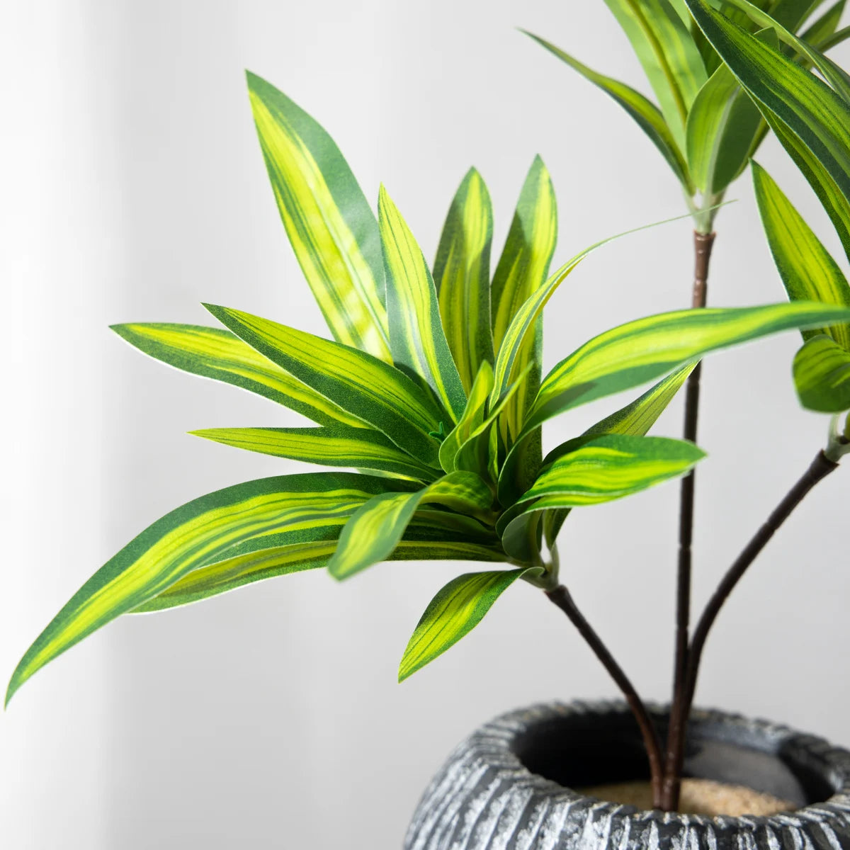 Tropical Potted Artificial Palm Tree For Home Decoration