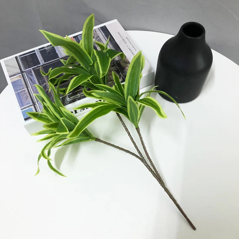 Tropical Potted Artificial Palm Tree For Home Decoration